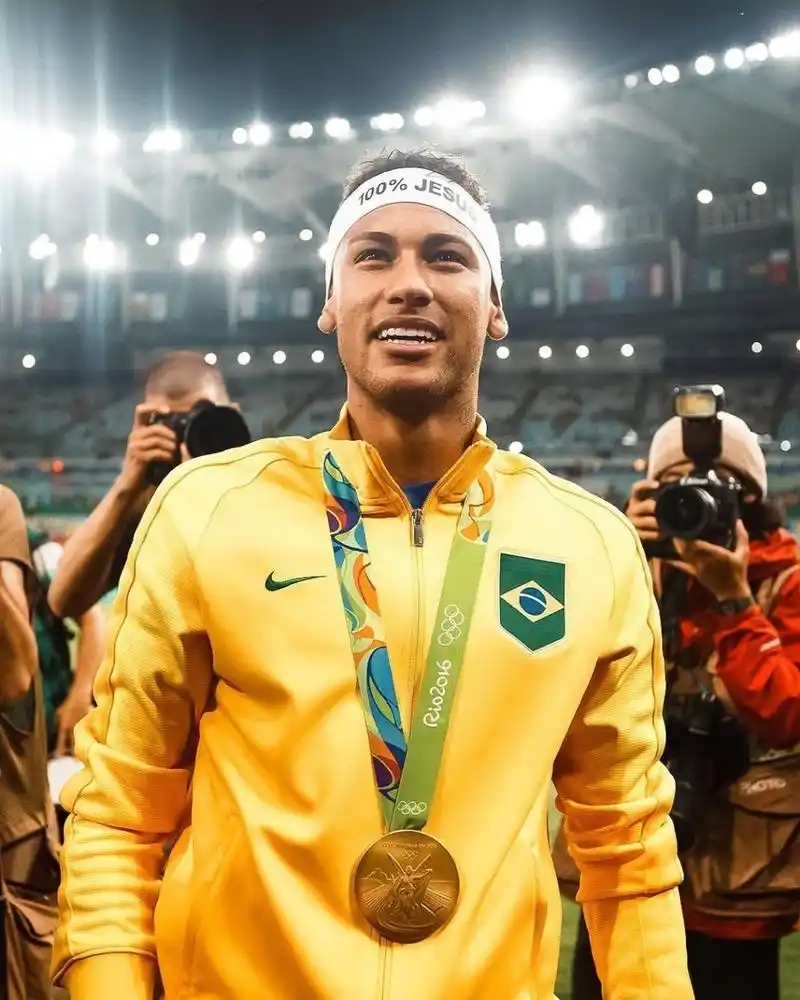 尼古拉斯 尼古拉斯